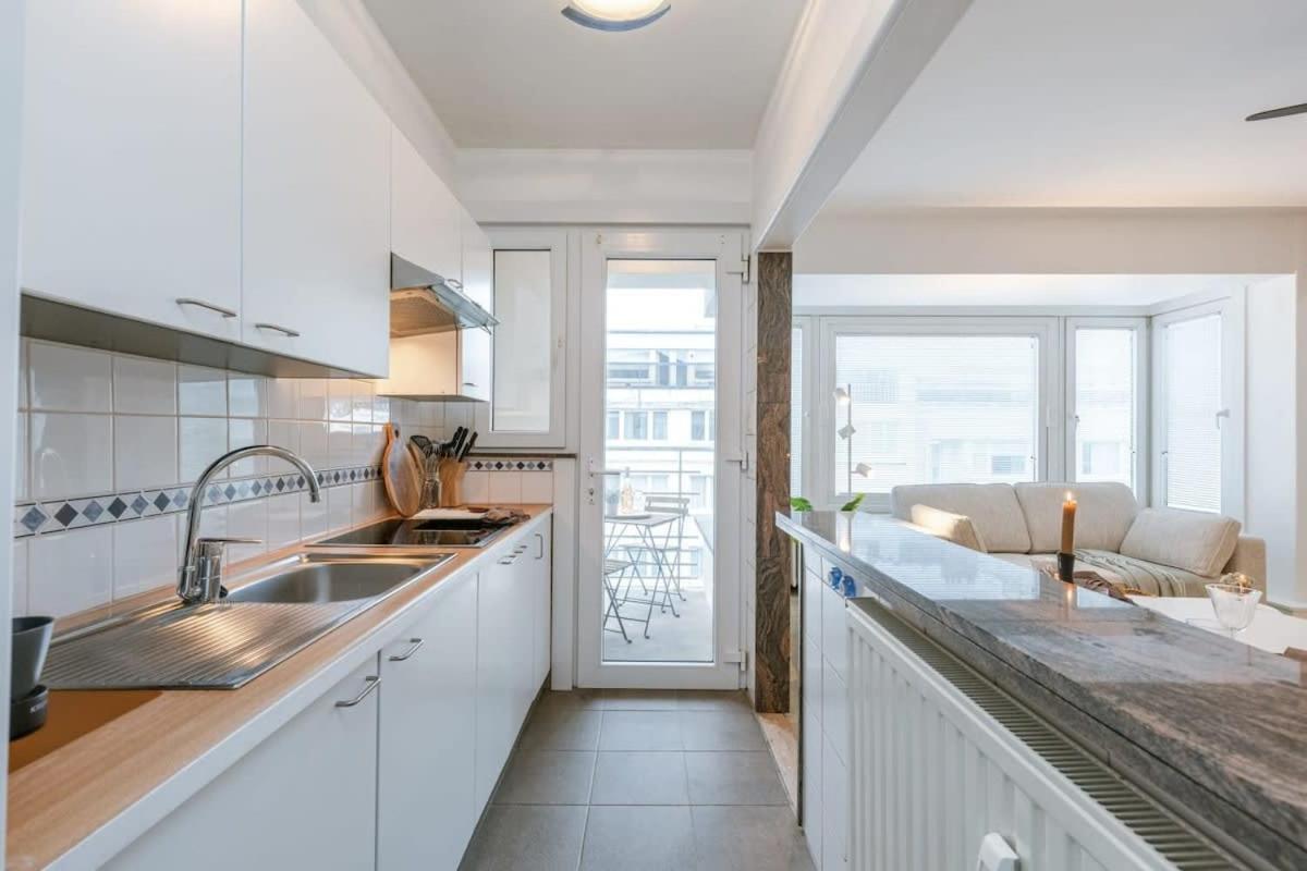 Bright Studio Near The Sea Остенде Екстериор снимка